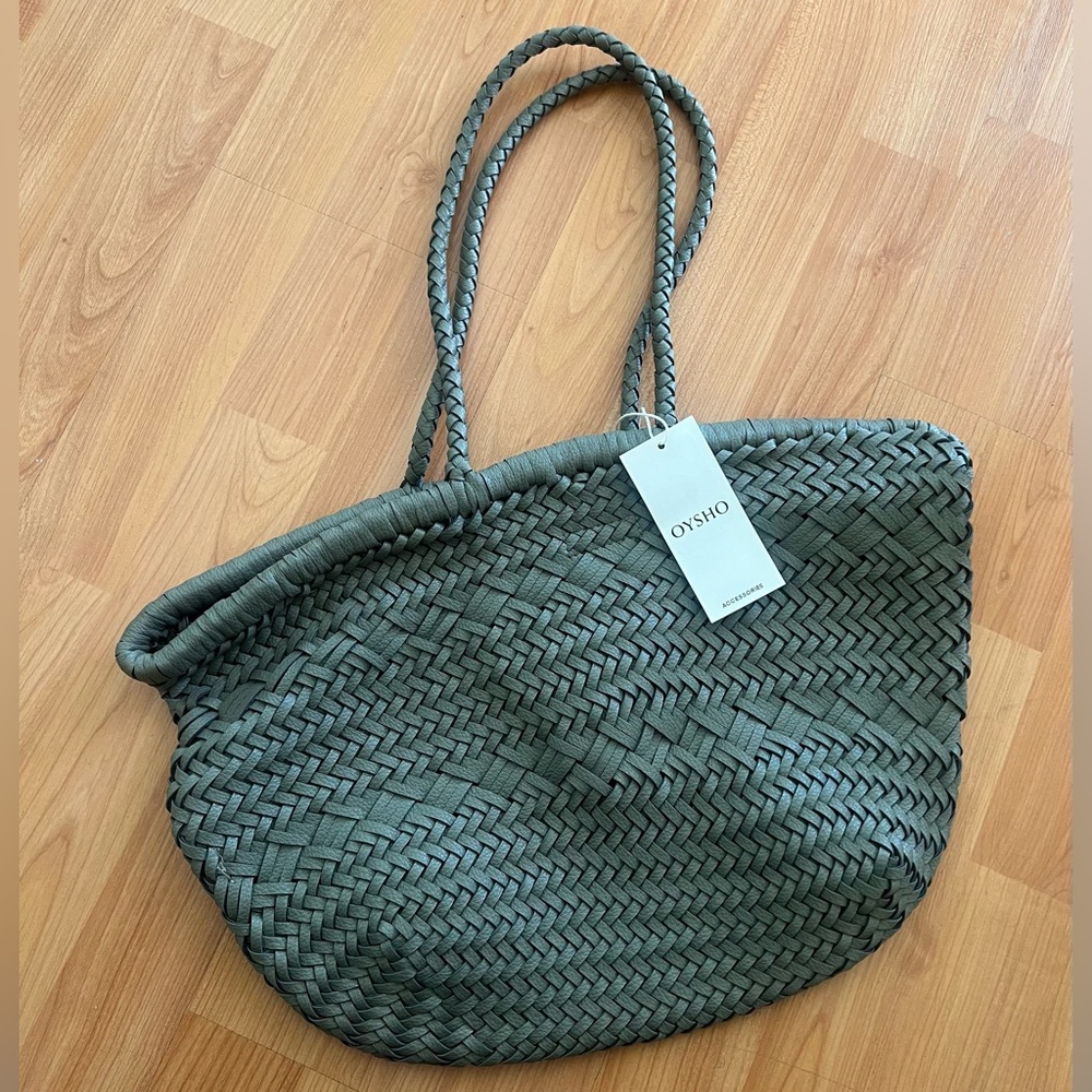 OYSHO woven shoulder bag, brand new